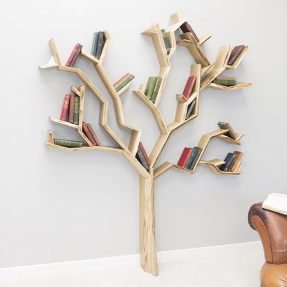 The Old Oak Tree Shelf - A Detailed and Intricate Tree Shelf Design